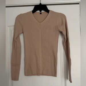Long sleeve ribbed sweater